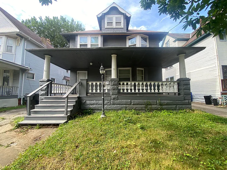 10721 Columbia Ave — Photo 1