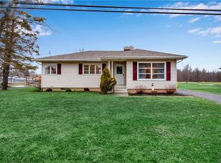 831 Swann Rd, Lewiston, NY 14174