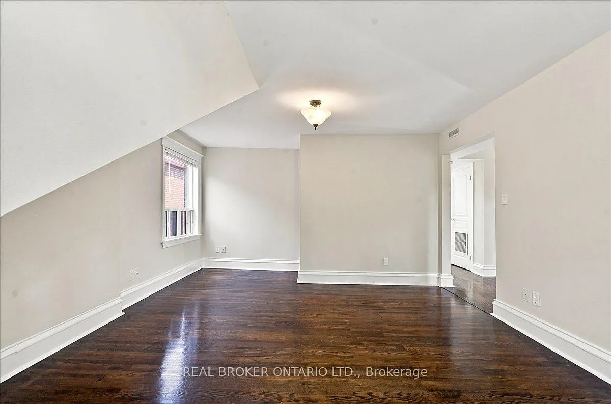 2 bed, $2,850 — Photo 4