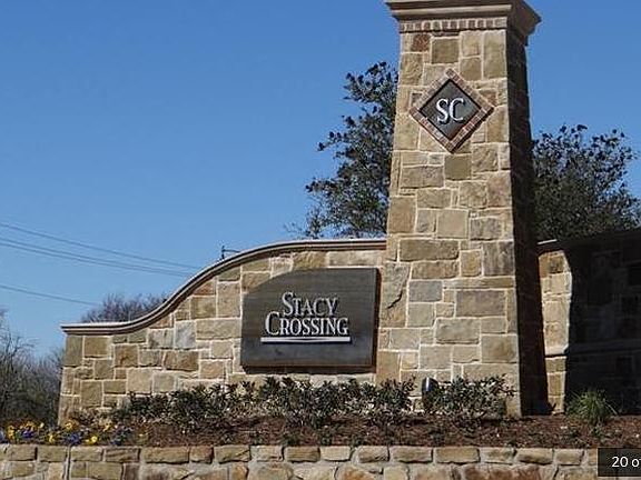 Stacy Crossing entrance