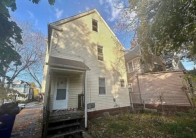 1331 E 86th St — Photo 10