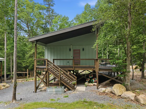 286 Stone Wall Rd, Pittsboro, NC 27312