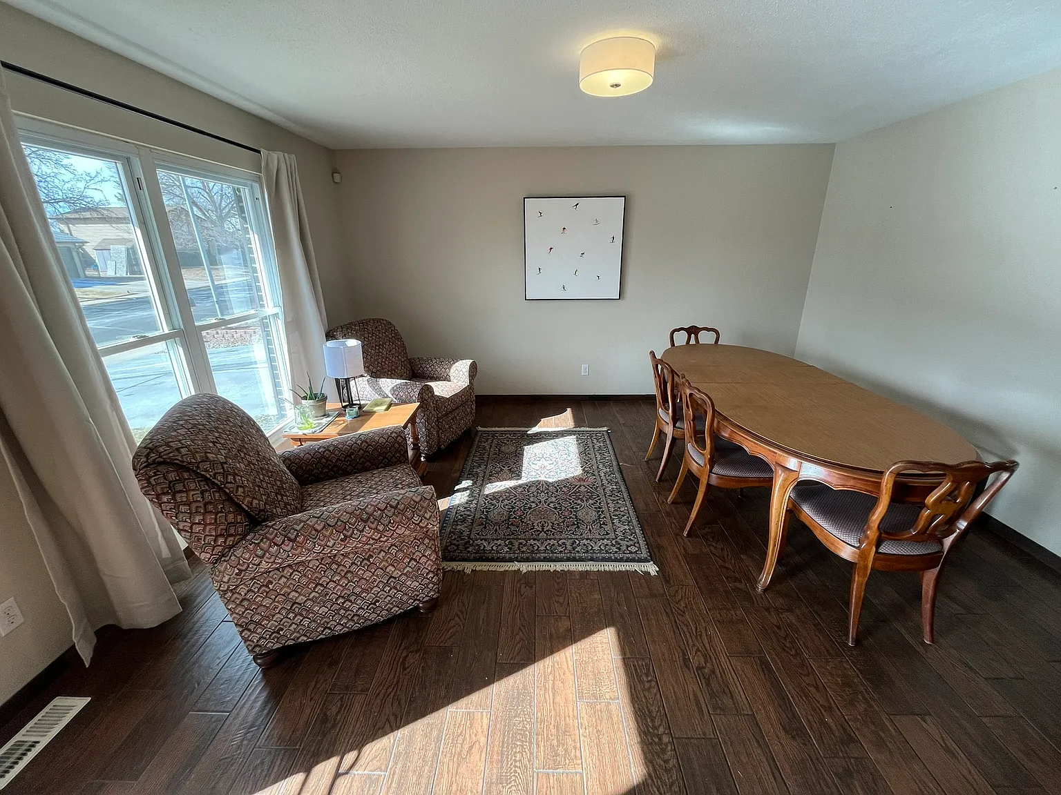 4 bed, 1728 sqft, $850 — Photo 4