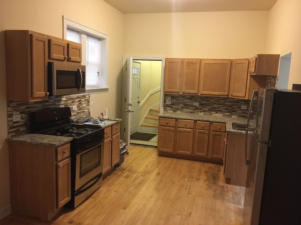 1st image of 7012 W Diversey Ave APT 1R