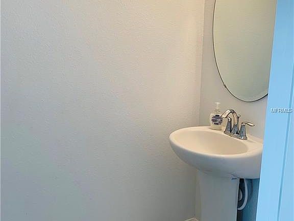 4th image of 14267 Swanley St