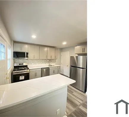 1544 N Forest Park Ave — Photo 6