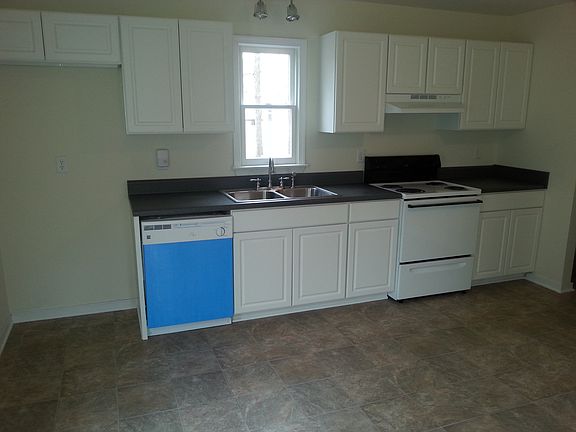 3rd image of 6348 Amasis Ct