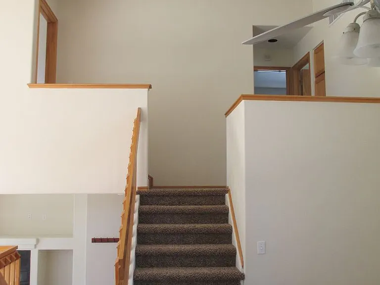 8720 Rosebud Pl — Photo 2