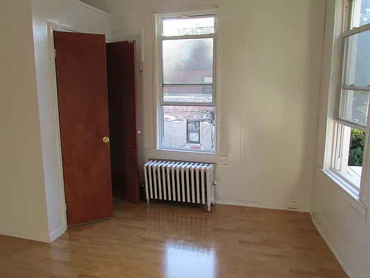 Rented by Windsor Homes Realty Corp | media 13