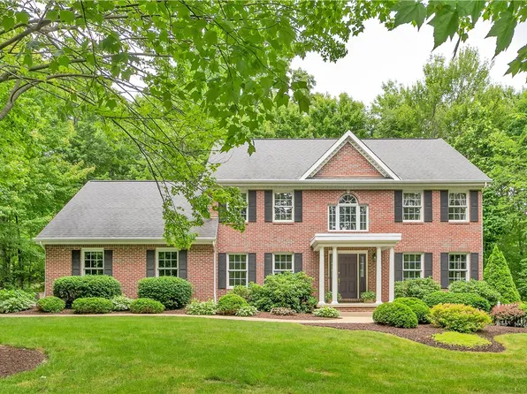 109 Timberlee Dr, Evans City, PA 16033