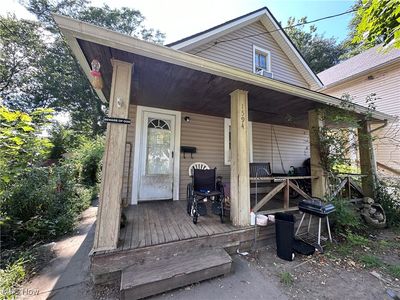 1594 E 49th St, Cleveland, OH, 44103