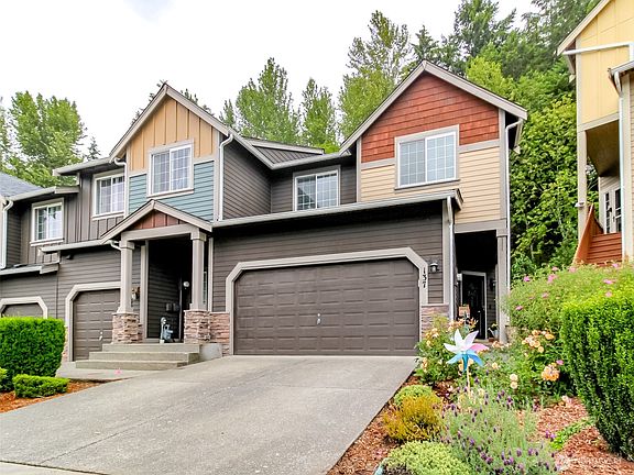 2nd image of 137 60th Street SE