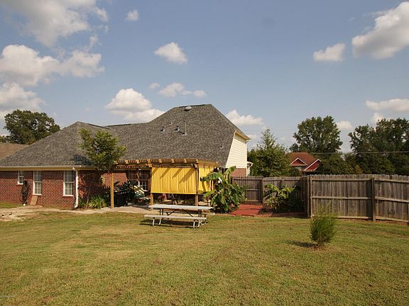 2nd image of 7721 Broken Hickory Dr