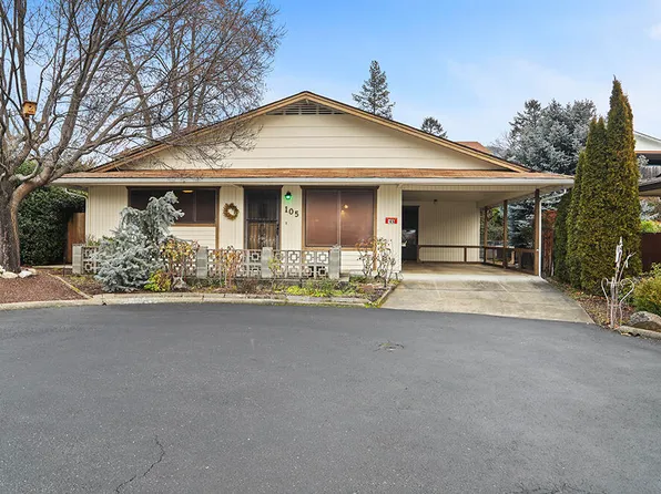 105 Rogue Ct, Rogue River, OR 97537