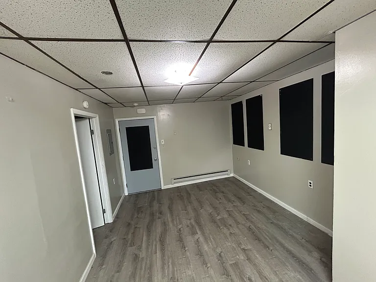 131 Wood St #103 — Photo 2