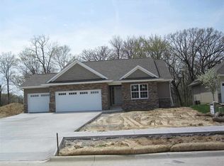 1124 Ryan Cir, Coralville, IA 52246