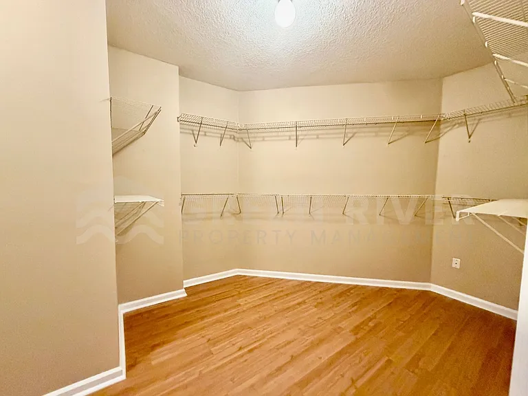 1462 Scenic Oaks Dr — Photo 16