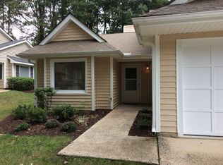 105 Standish Dr, Chapel Hill, NC 27517