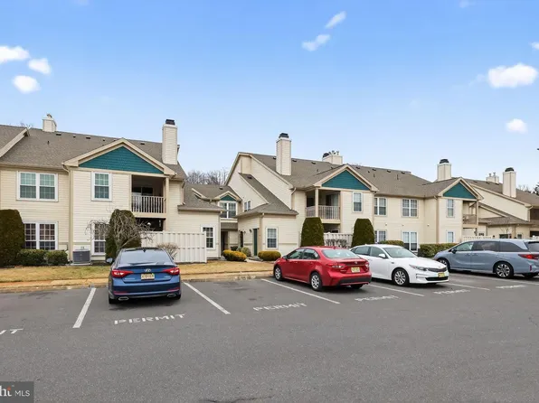 268 Steeplechase Ct, Deptford, NJ 08096