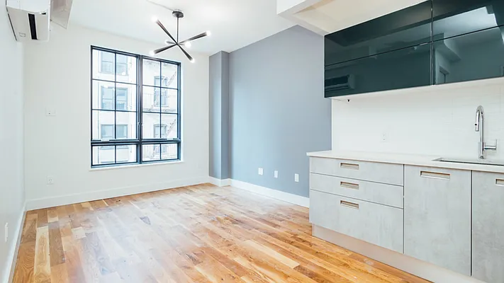 Rented by Nooklyn NYC LLC | media 38