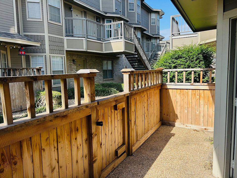 1st image of 1303 Speight Ave