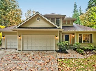 14646 Sivertson Rd NE, Bainbridge Island, WA 98110