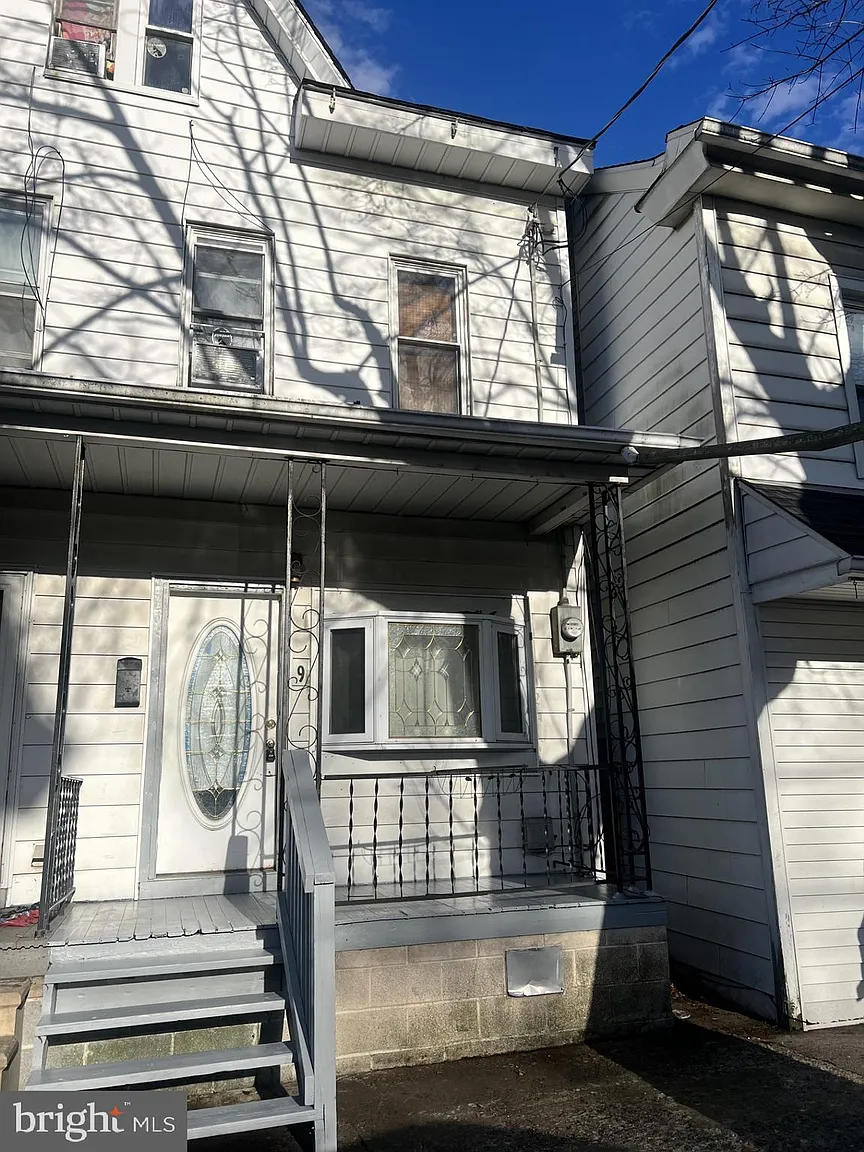 9 N Locust St photo 1