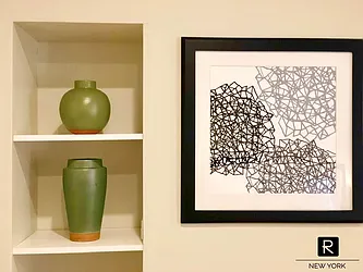 Rented by R New York