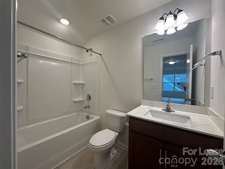 6020 Hampstead Pond Ln — Photo 40