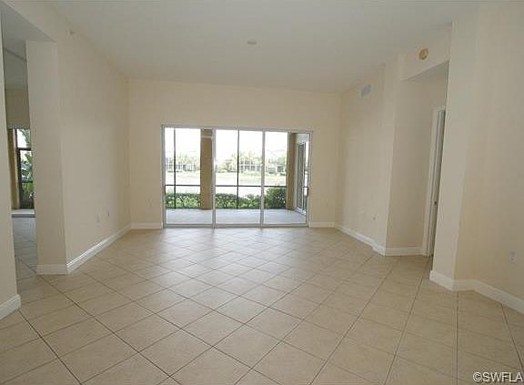 5th image of 9296 Belle Ct Unit 103