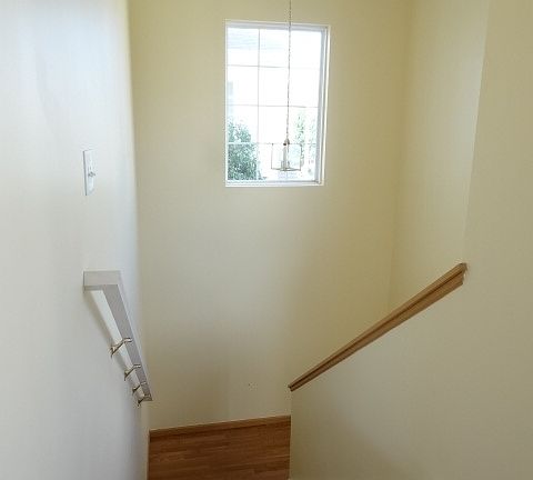 2nd image of 1425 Silverstone Dr #1425