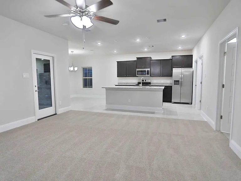 332 Terra Vista Cir — Photo 4