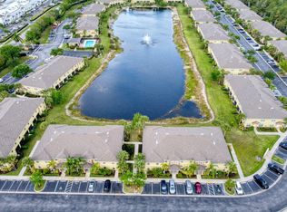 9093 Gervais Cir, Naples, FL 34120