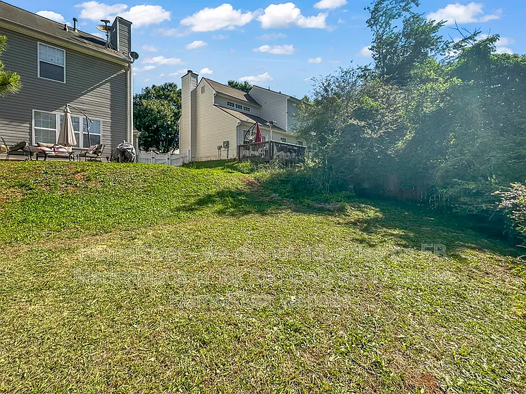 90 Greystone Cir — Photo 16