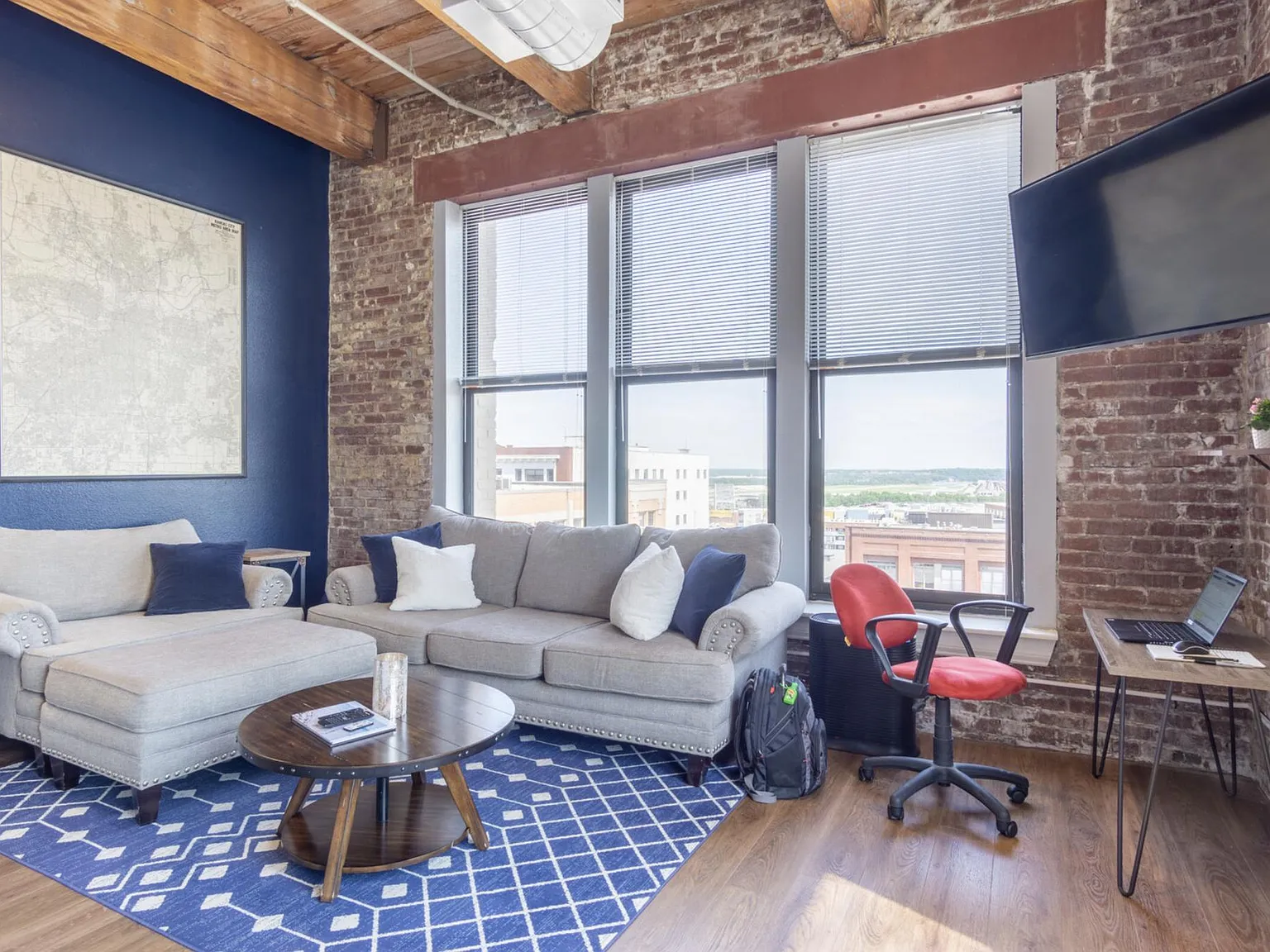 Studio, 679 sqft, $1,700 — Photo 1