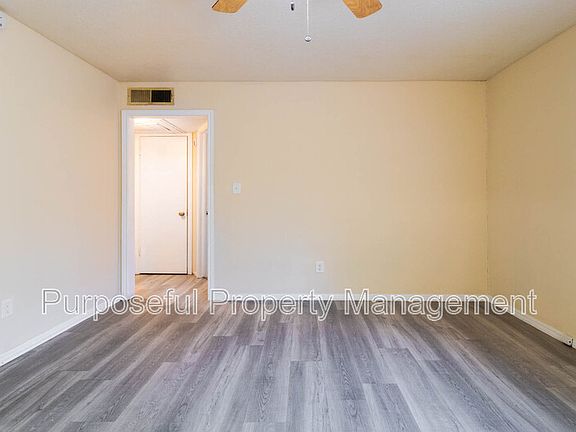 5th image of 518 N Ponca Ave #4