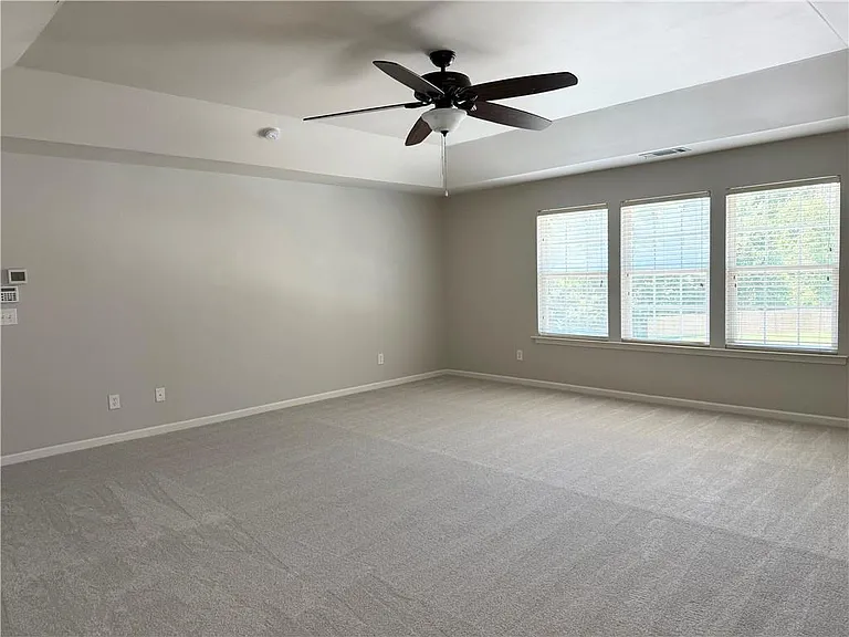 3051 Montauk Hill Dr — Photo 36