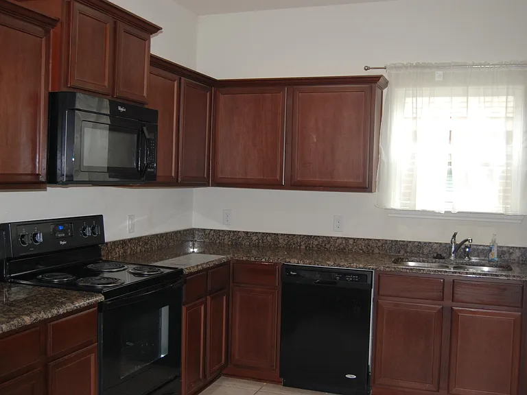 2313 Sephora Ct — Photo 16