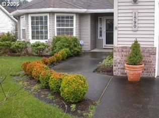 1590 SW Hollybrook Ter, Gresham, OR 97080