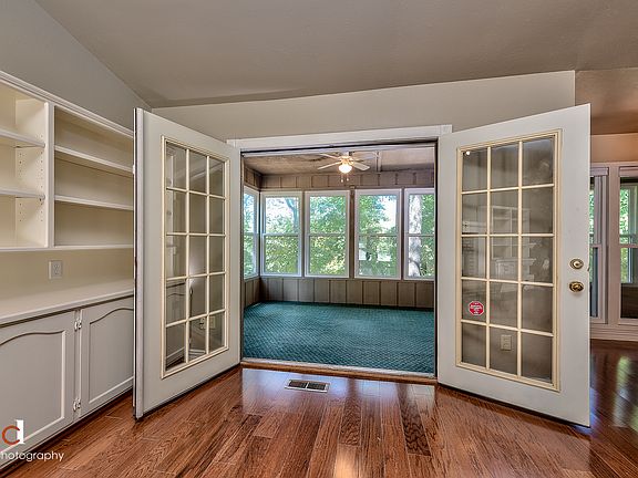 3rd image of 1805 Kimberly Pl