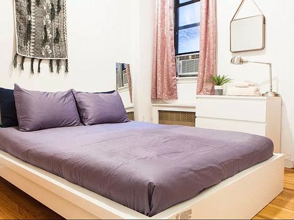 3rd image of 225 E 82nd St APT 6A