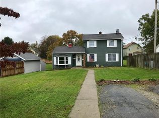 15 W Madison St, Latrobe, PA 15650