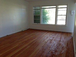 3rd image of 2552 Ernst St