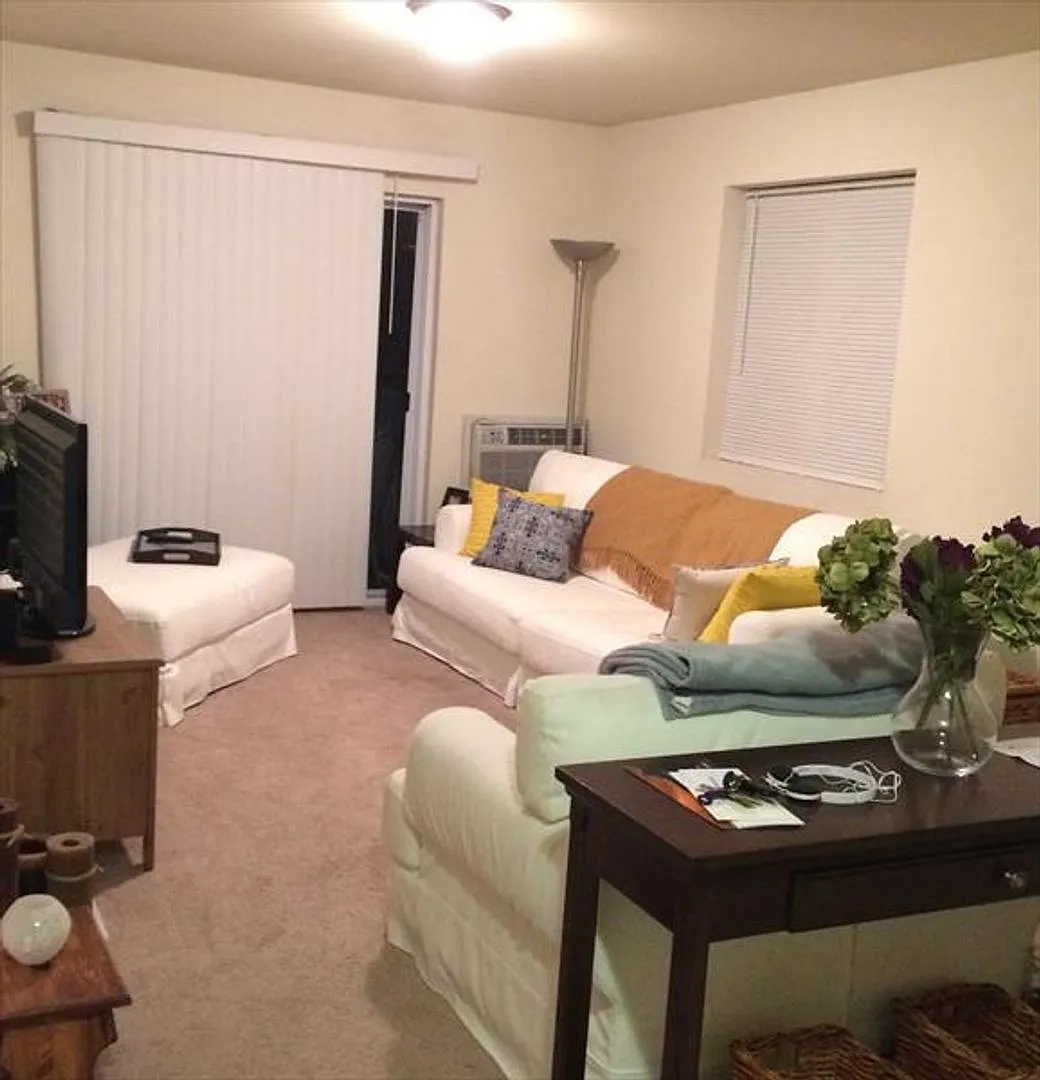 3875 S. Clement Ave — Photo 2