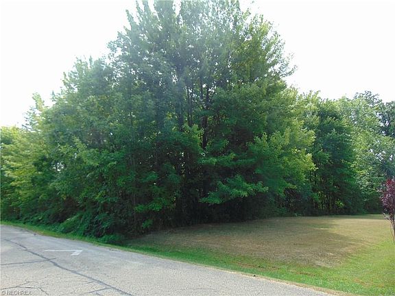 5th image of 1515 Lindakay Dr