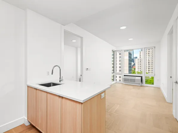 526 Baltic Street 6B image 1 of 44