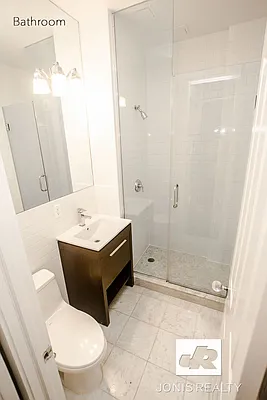 Rented by Jonis Realty | media 13