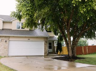 2432 Caton Crest Ct, Crest Hill, IL 60403