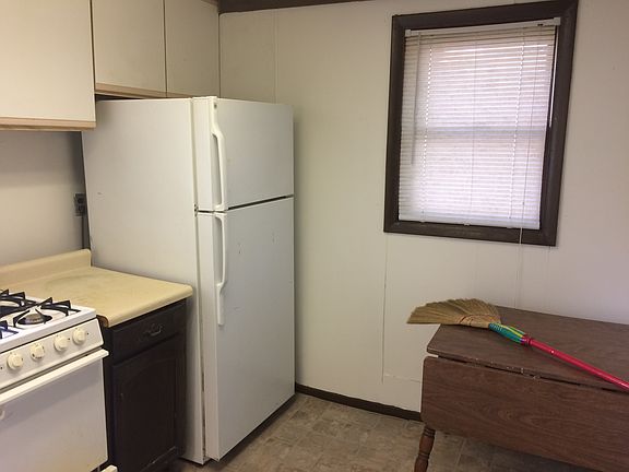 Kitchen of Unit A