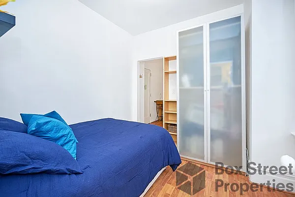 Sold by Box Street Properties LLC | media 6